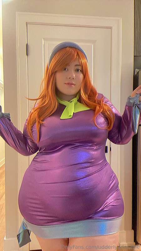 Happy Monday! ☺️ 

It’s also day 9 of 31 days of UA hallowee..