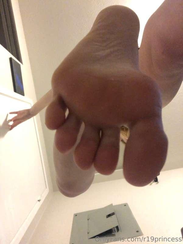 Imagine me stepping in your face while you worship my foot
