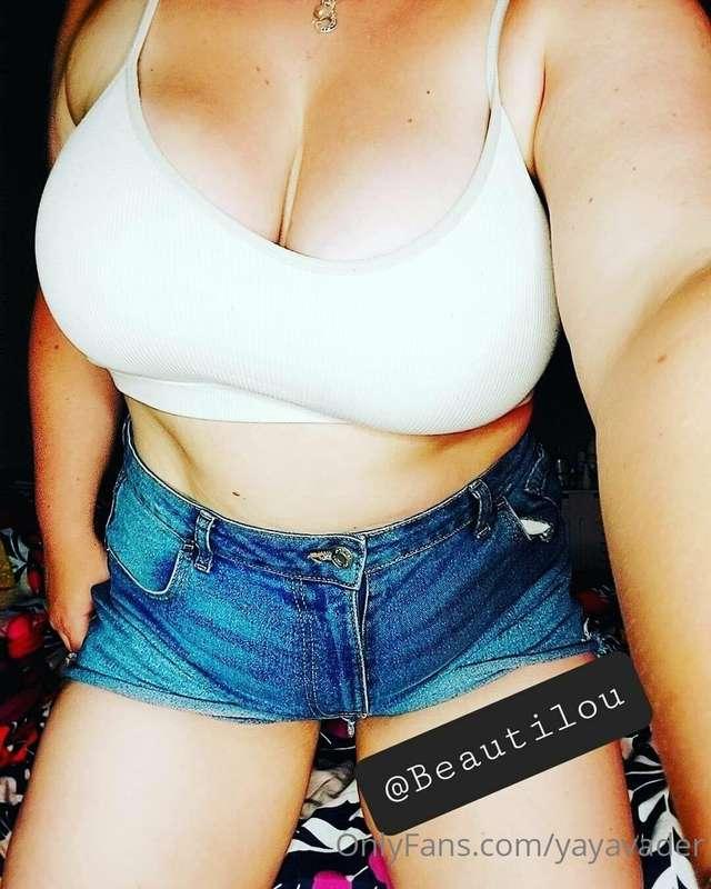 https://onlyfans.com/beautilou
FREE DICK RATE WHEN YOU SUBSC..
