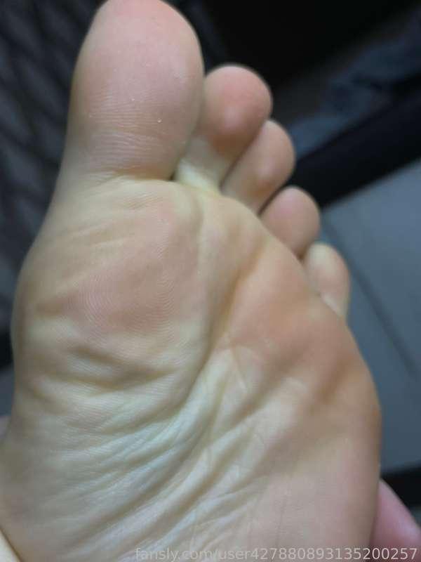 user427880893135200257 image #4
