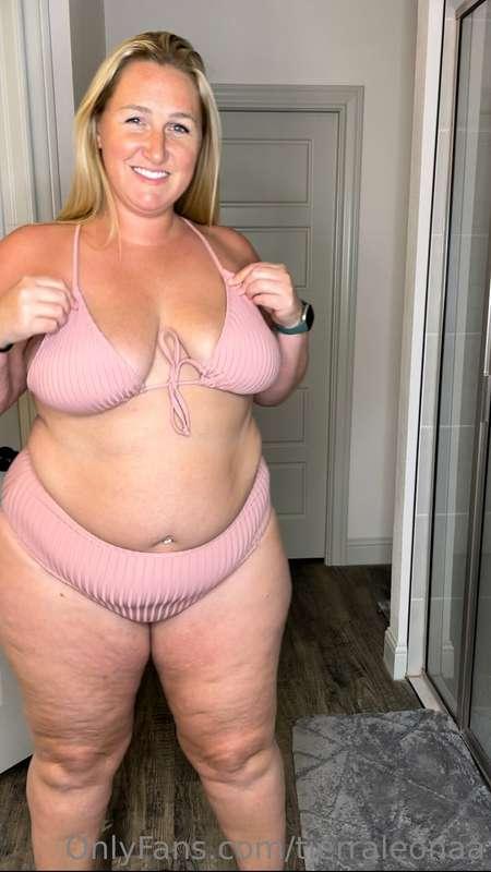 Another cute bikini to add to my collection 👙🍑🥰❤️