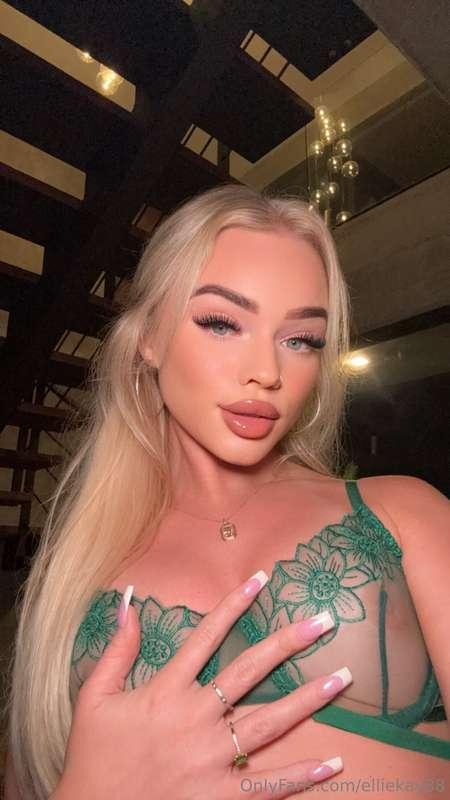 I love creaming you my wet pussy and begging for more, want ..
