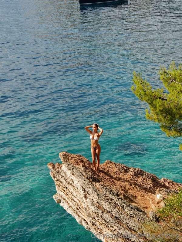 erika_cherry image #0