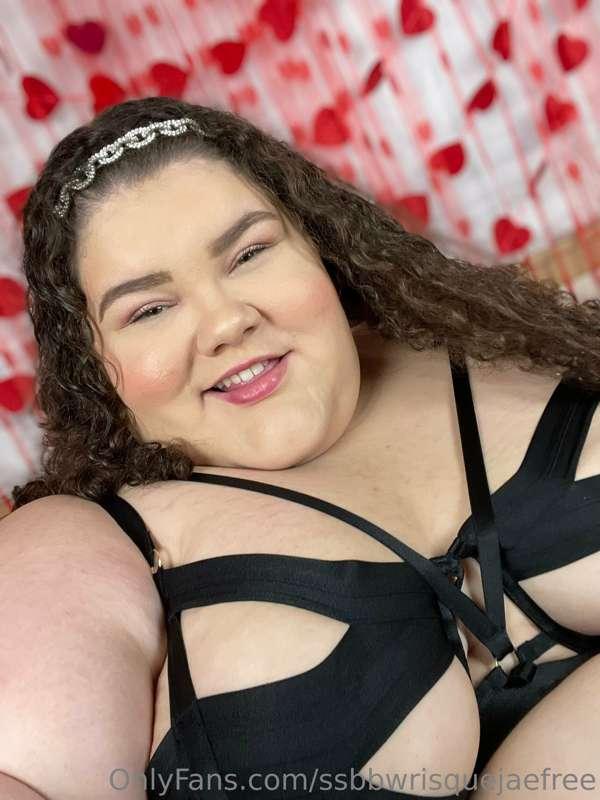 Happy Valentine’s Day! I just dropped my longest sex tape ev..