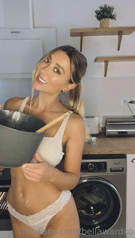 anyone want a cooking show?🙈