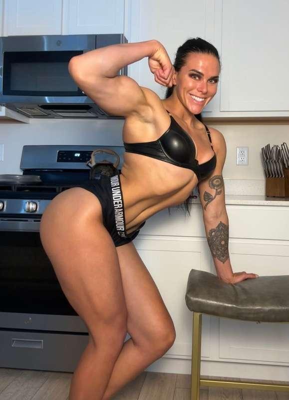 Happy Flex Thursday! 💪🏽 