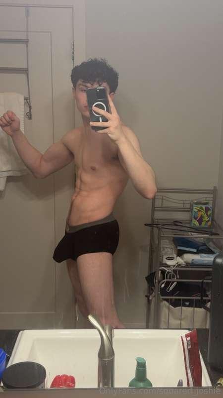 Fat bulge vs the fat dick 
