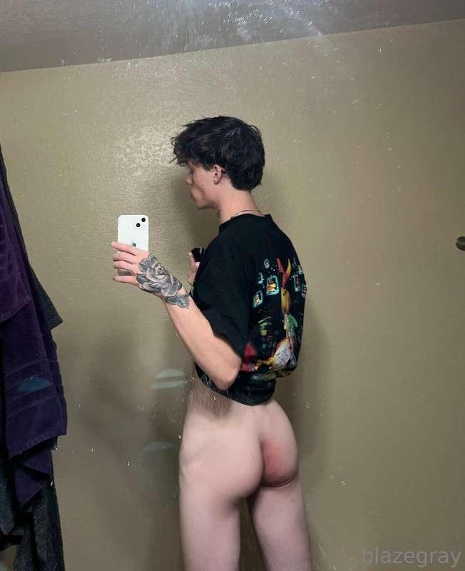 who wants to use me next? 👀 I’m so sore lmaoo 🥲😩