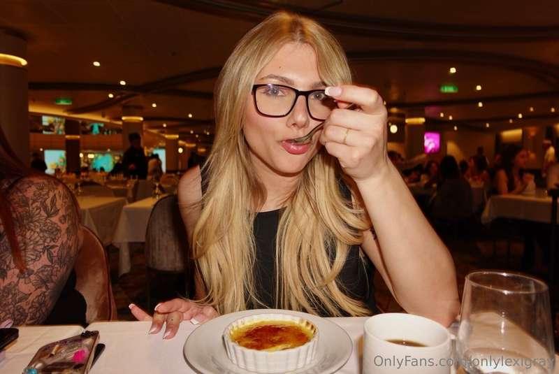 POV: you're on a date with me 😉