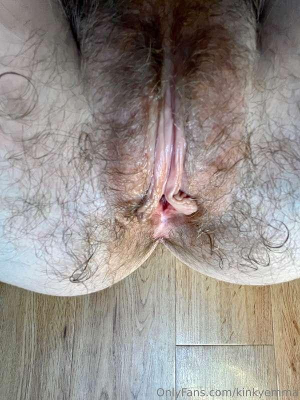 Come here and lick my pussy!