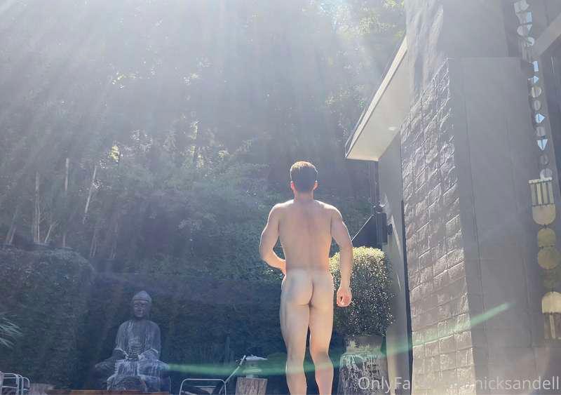 I hope you enjoyed my naked dance by the swimming pool...not..