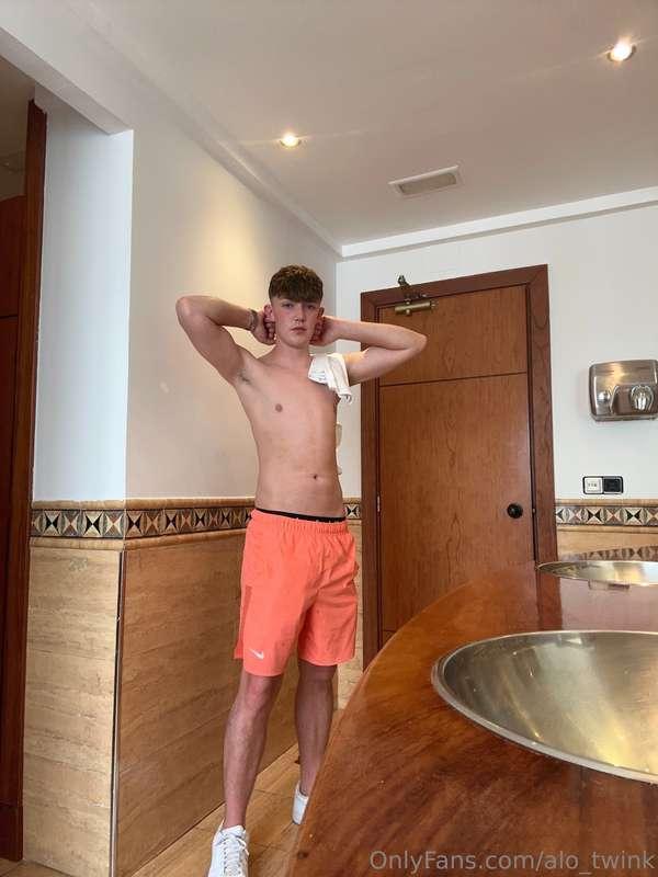 M**t me on your lunch break 😈🍆