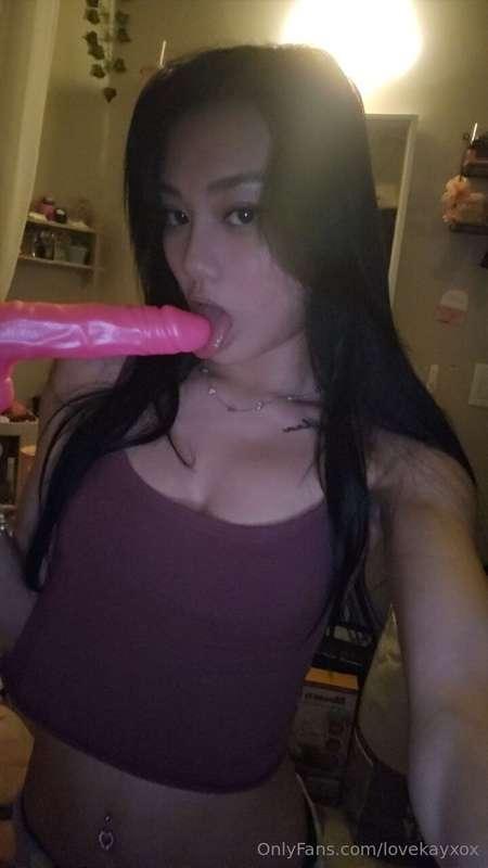 i know you want to put it in my mouth 🤭💦