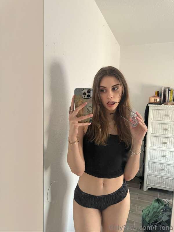 It's humpday.... 🐪 👀