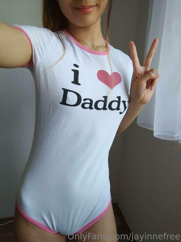 To all the horny daddies out there 👉👈