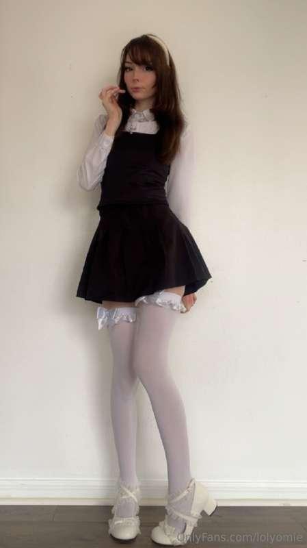 i’m finally leaving my house :D here’s my outfit for today :..