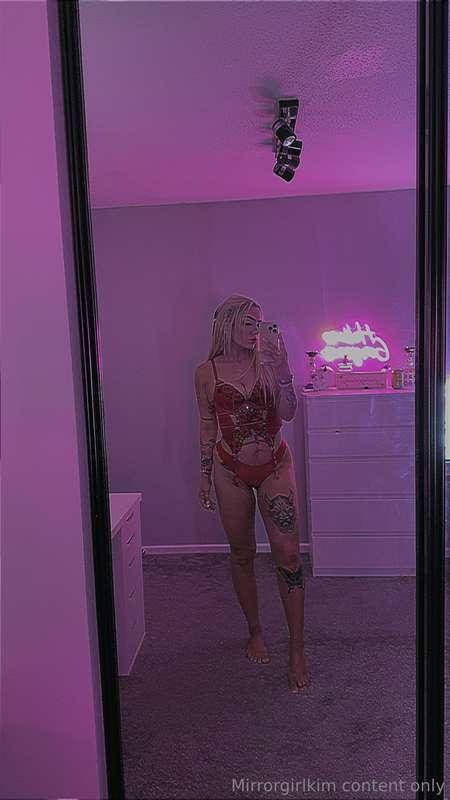 Does the red suit me?❤️