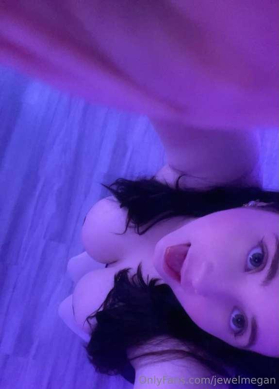 ur hot if u love big natural tits 😜
