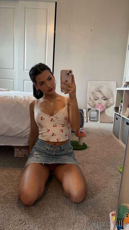 Cherries sound sooo good rn 🤤🍒