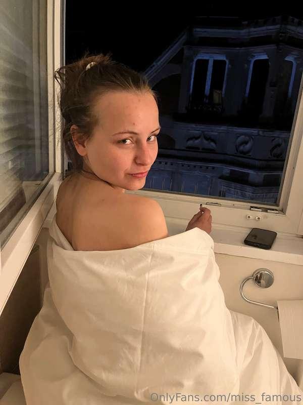 miss_famous image #0