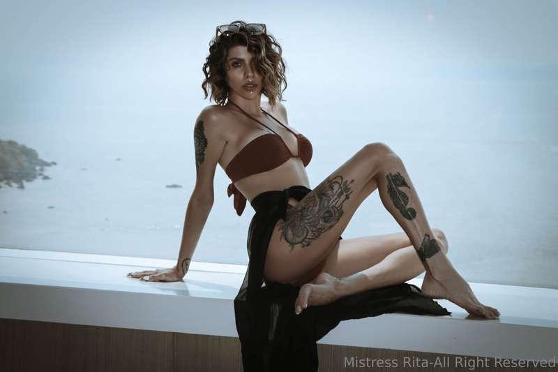 I’m not the bosses wife I am the BOSS..