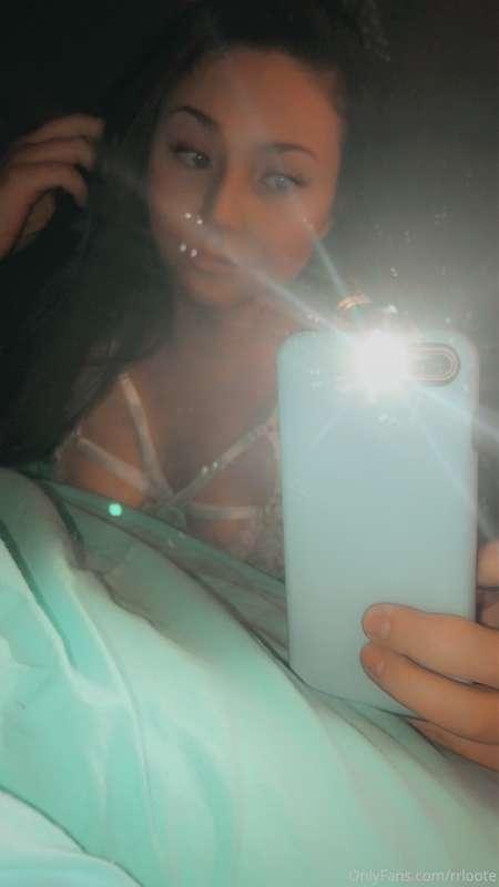 Tried on a few new lingerie sets tonight… send me a private ..