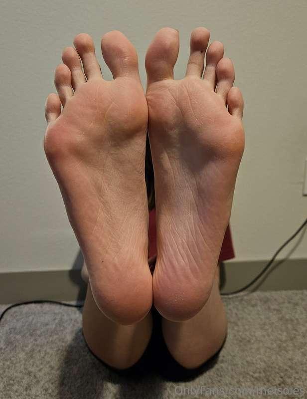 You're worshipping my soles today