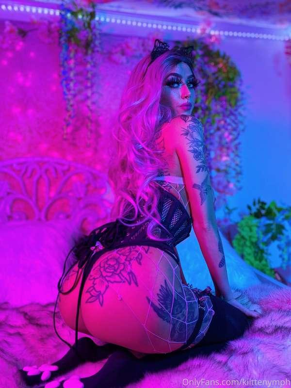 At your service, sir. 🖤