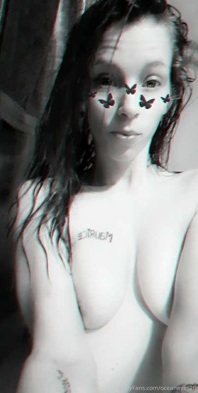 Want to see me fully exposed daddy? Unlock for meee😘