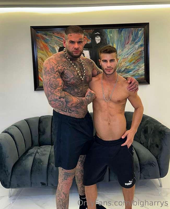 He said he wanted a Xl daddy to dominate him🤪😈