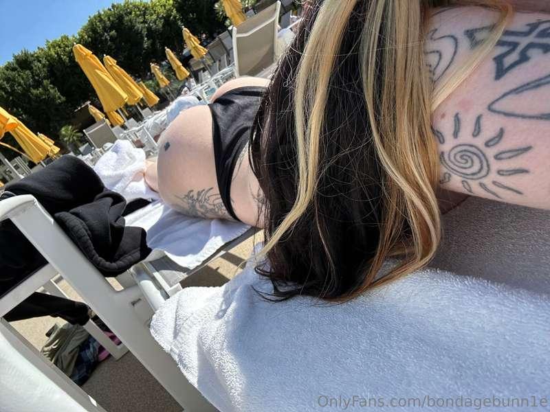 bondagebunn1e image #1