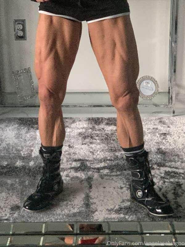 Legs are looking shredded!