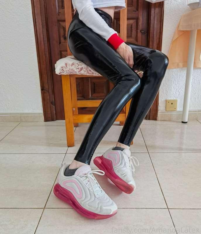 amandalatex image #6