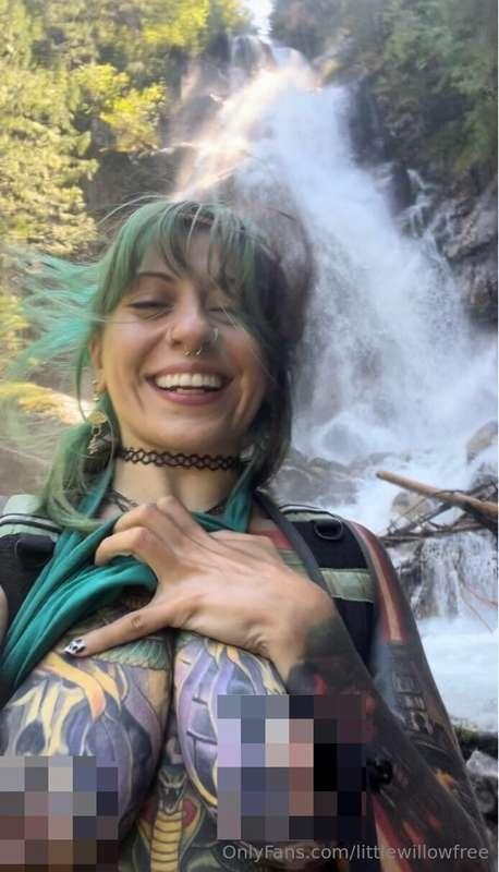 Wanna be my adventure buddy? Beautiful nature, nothing but l..