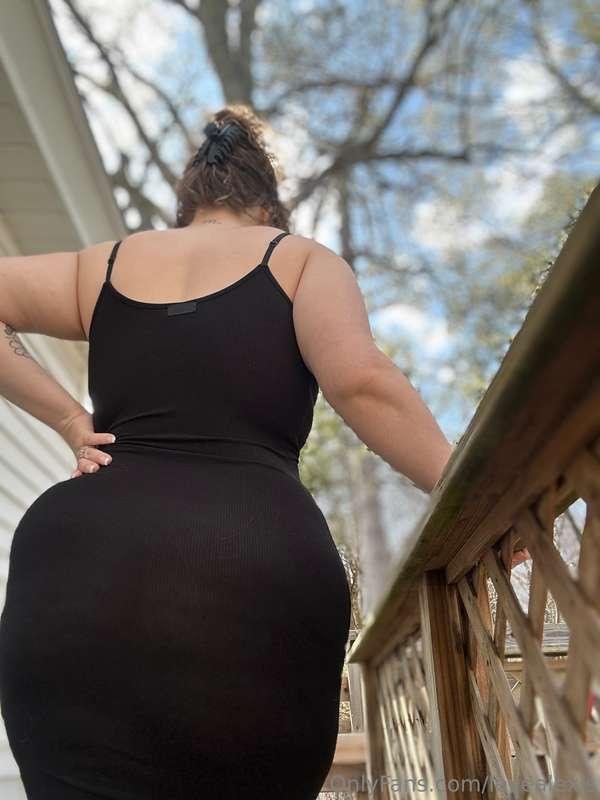 Curvy enough for you? 