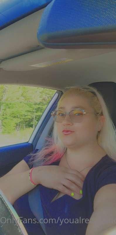 Check her out!! Shes ready to learn, eager to please and lov..