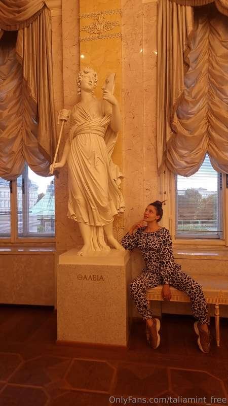 Talia the pornstar & Taleia the muse 😝