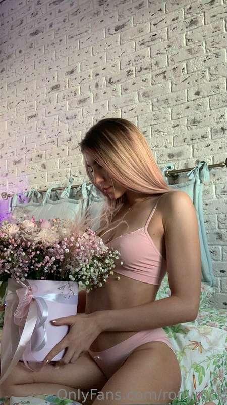 It's always nice to receive gifts, but when a girl gives the..