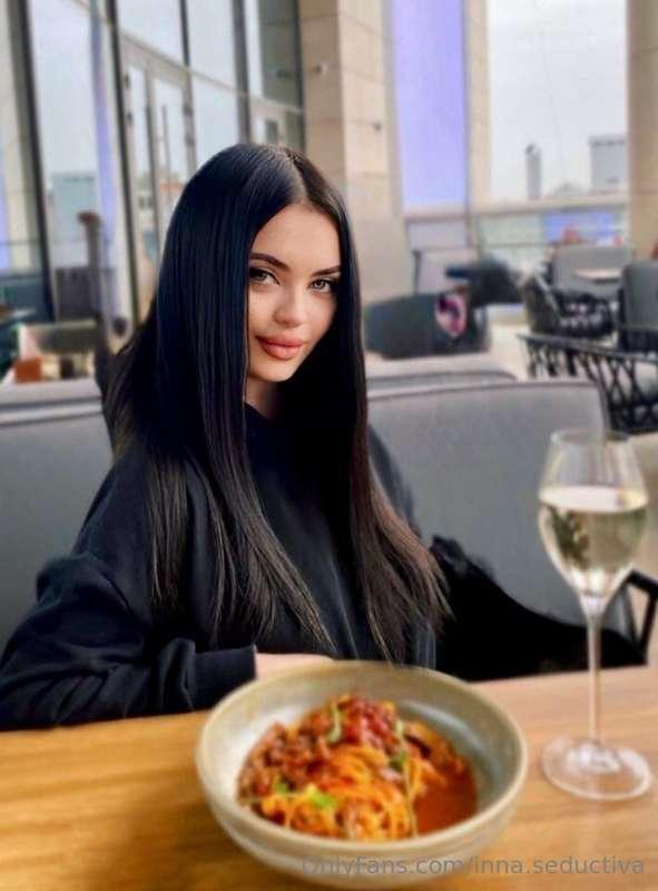 I decided to treat myself to some delicious pasta.🍝
What's y..