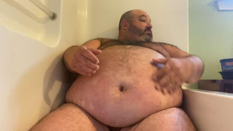 Stuck in the Tub with a Gallon o' Ice Cream 