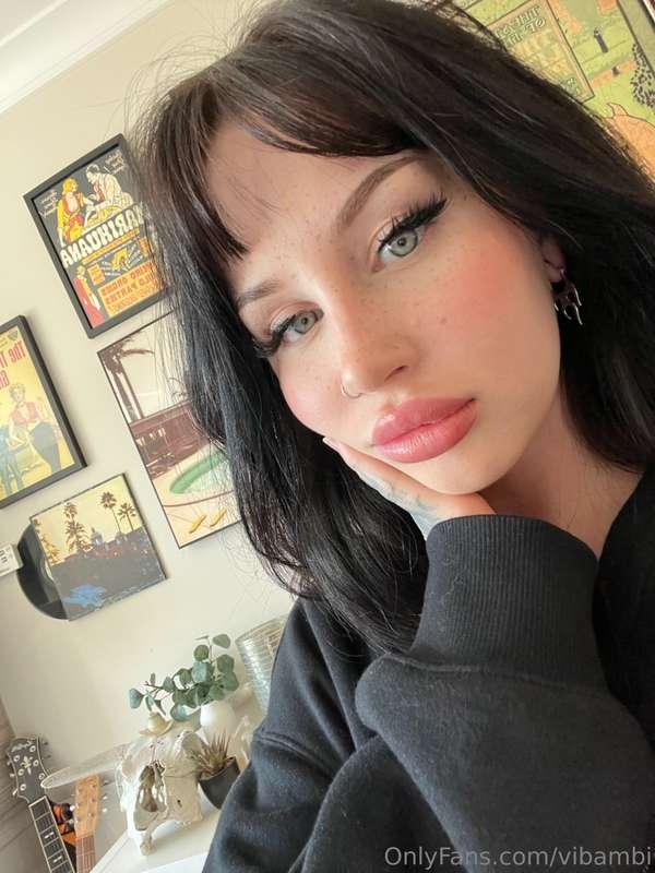 kinda bummed rnplanned to wait all day for a package that I ..