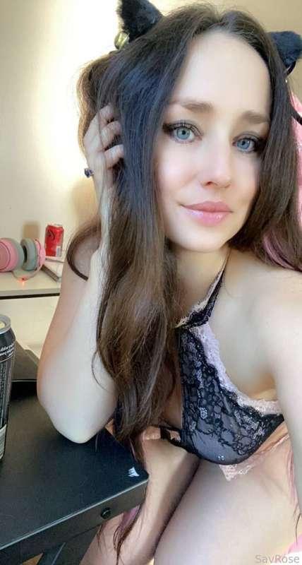 Tell me your favorite songs 🎶

#fyp #bigass #thickthighs #gamergirl #bigboobs #gfe #girlnextdoor #amateur #blueeyes #booty 