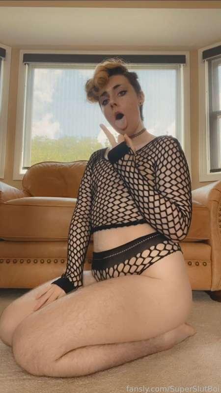 superslutboi image #3
