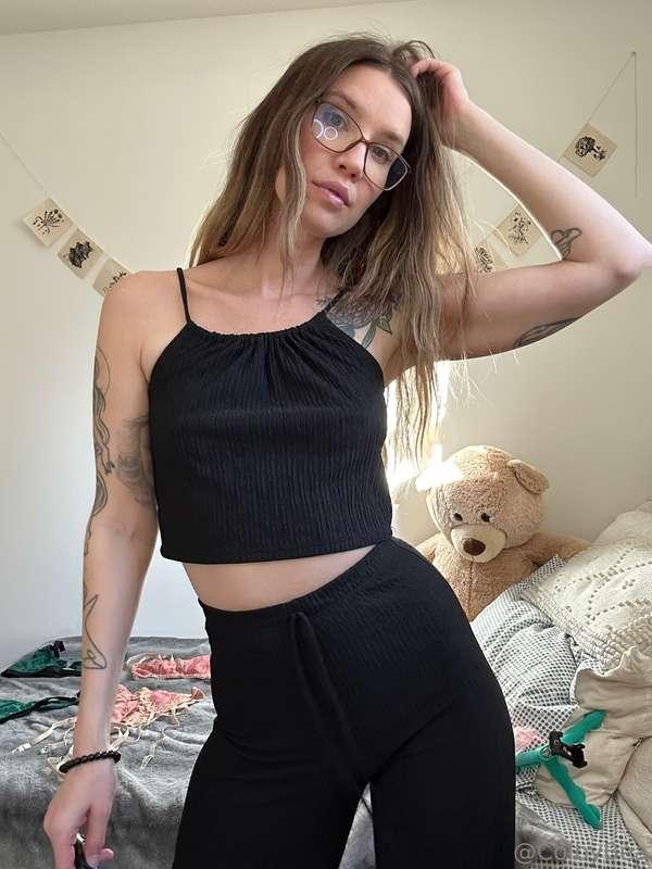 Flirty Friday vibes 🤭