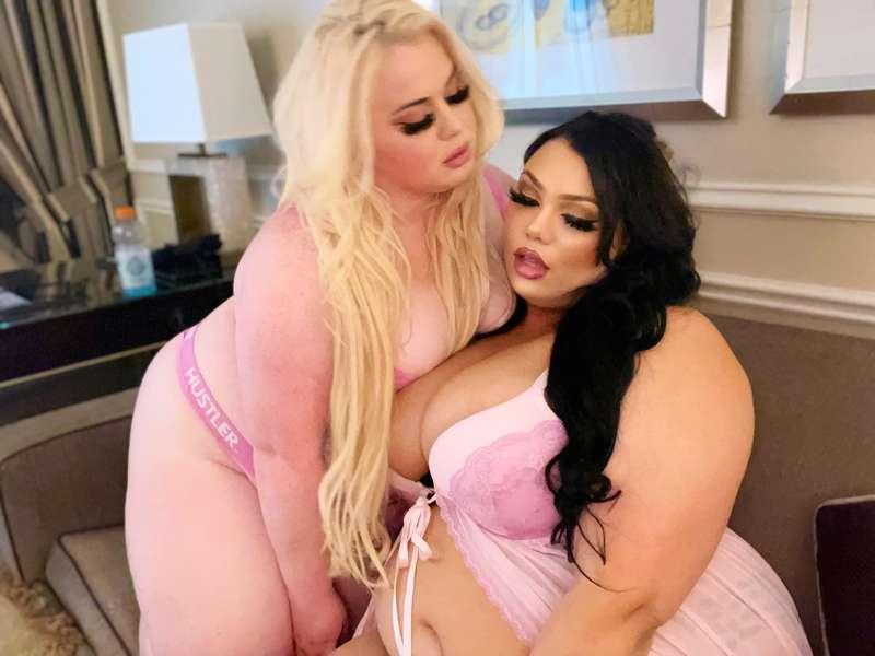 Mmmm @bbw-mariamelusina and I are naughty bbw