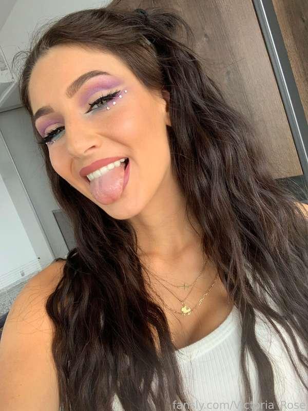 victoria_rose image #1