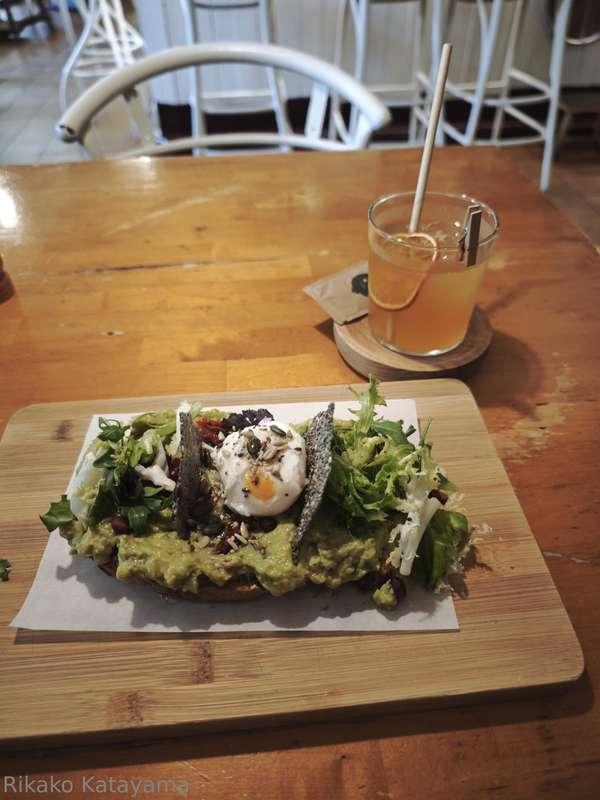 Is wanting avocado toast a universal craving?? Like… what ev..