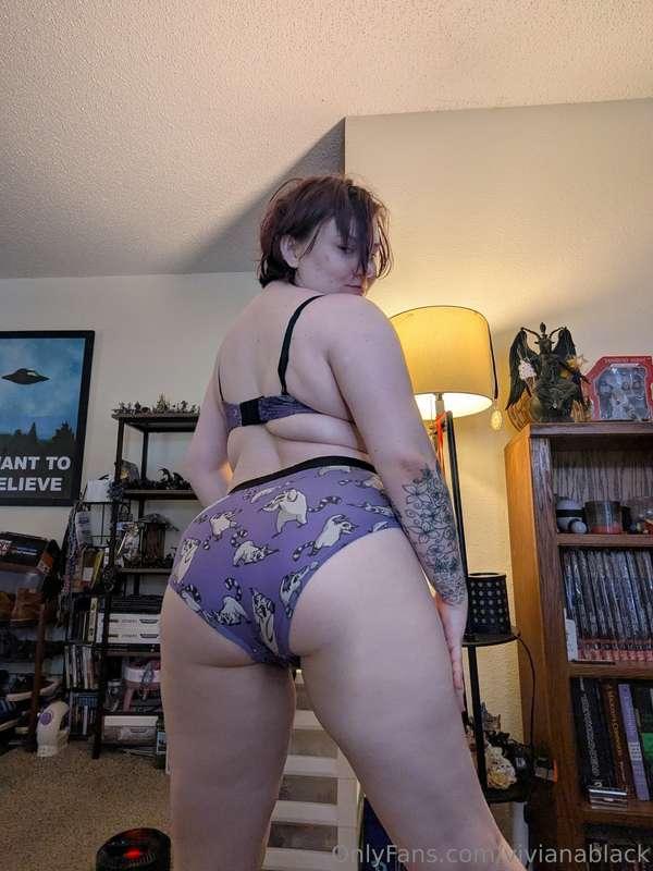 What's under these undies- nudes