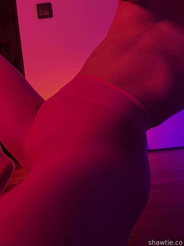 shawtiee image #1