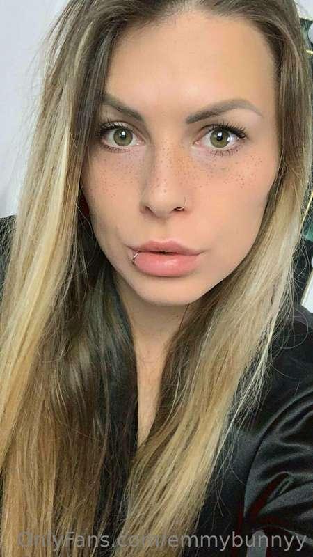 😏💋
